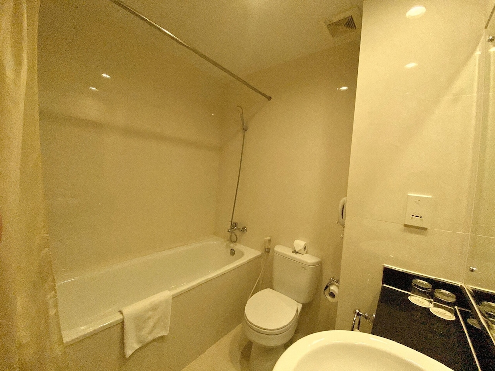 Muong Thanh Holiday Da Lat Hotel 66/70