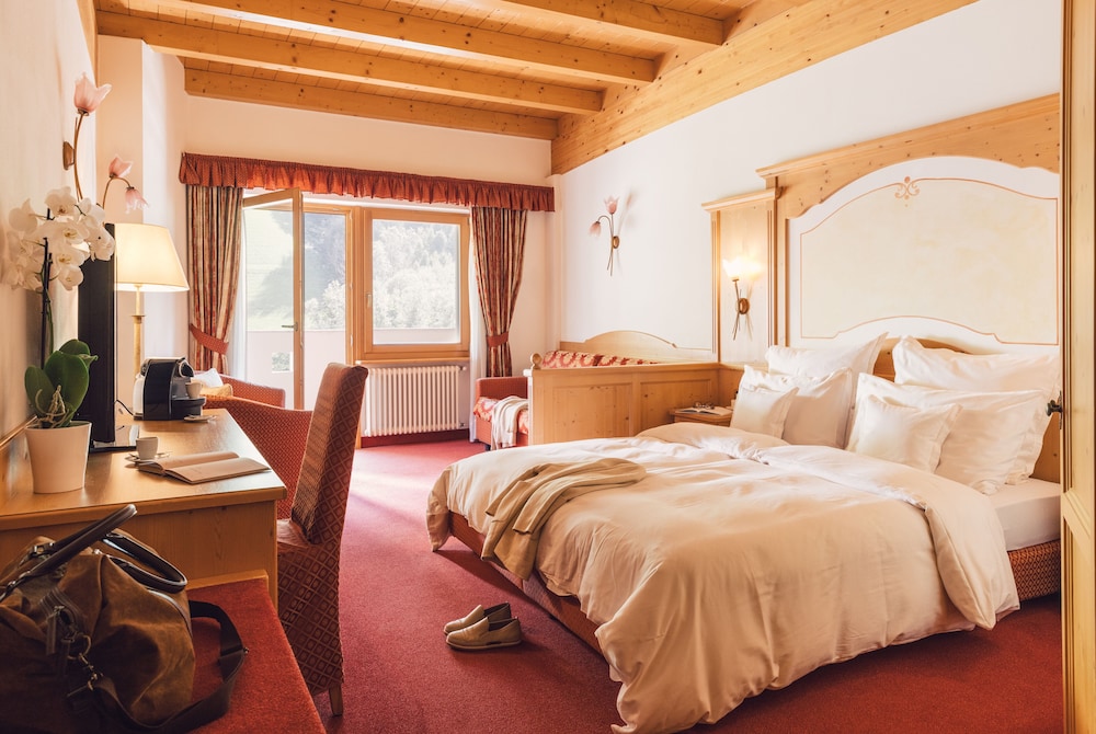 Heavenly, Suite, Queen Bed