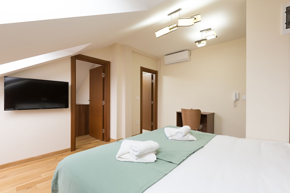 Prime Hotel 5/40