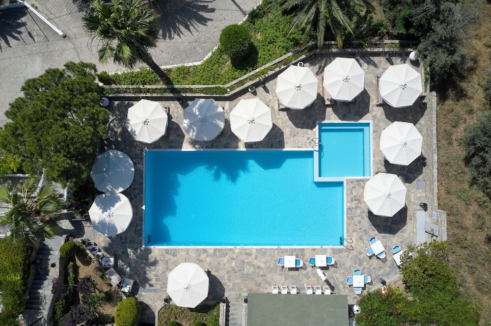 Aegean Suites - Adults Only 52/57