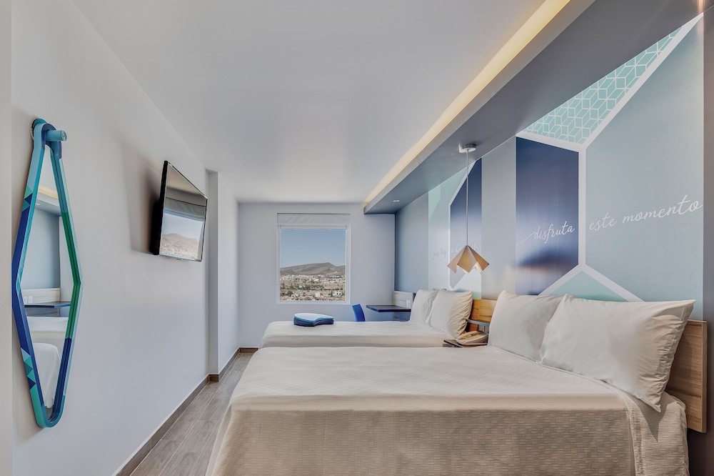 Superior, Twin Beds