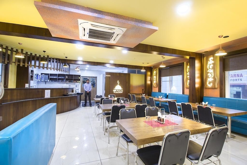 Hotel Loksagar 25/30