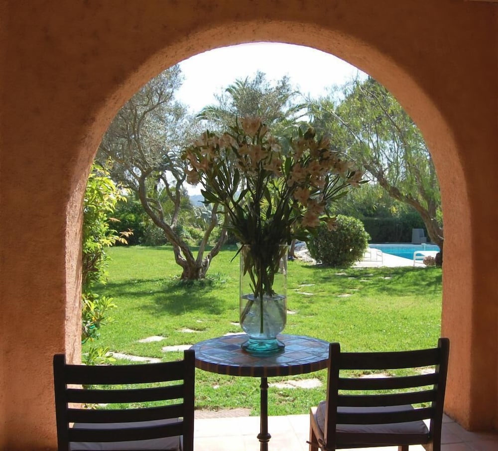 Hotel La Garbine 43/50