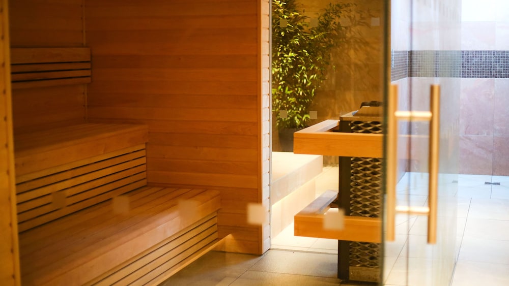 Netherwood Hotel Spa 4/50