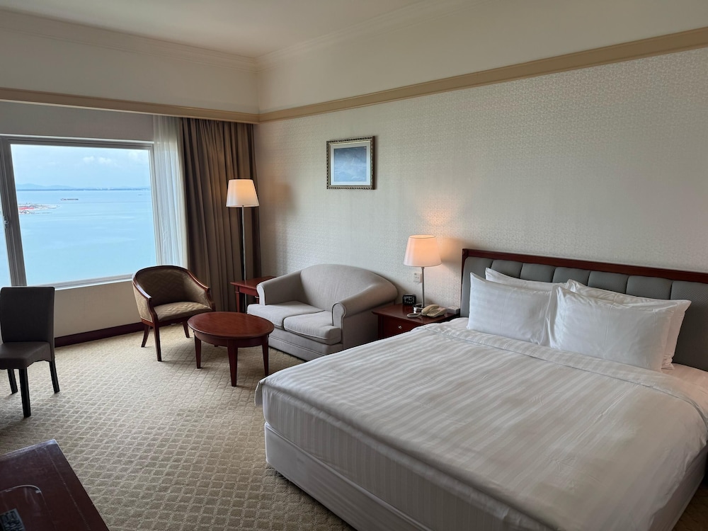 Premier, Double Bed, Sea View