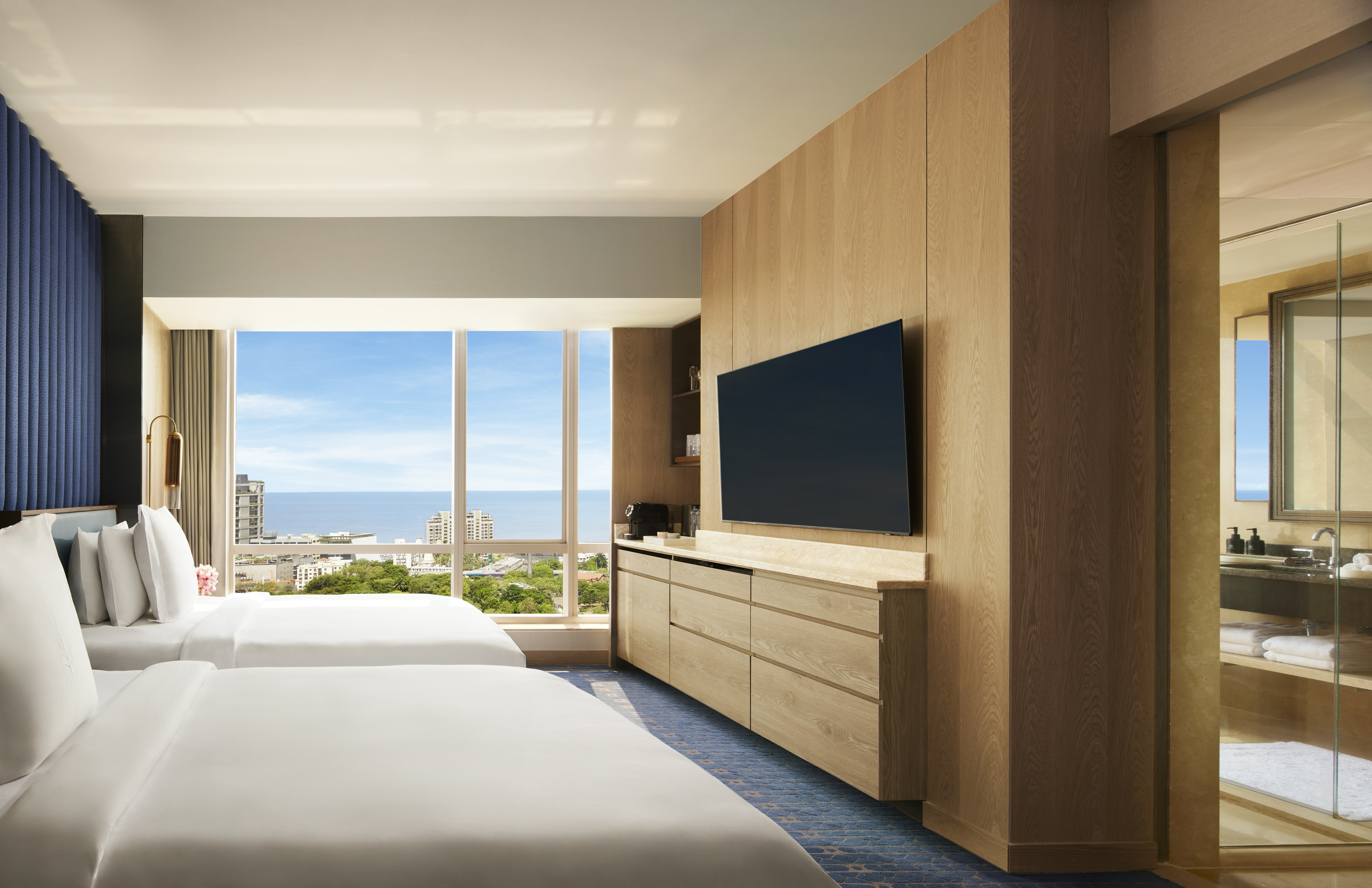 Four Seasons Hotel Mumbai 11/78