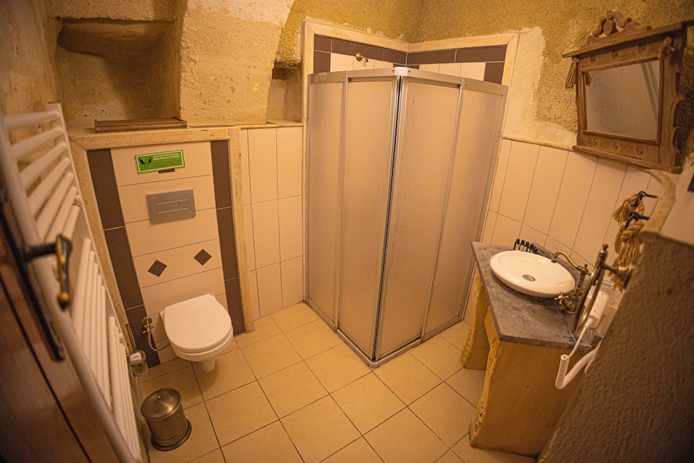 Pietra Cave Suites 41/49
