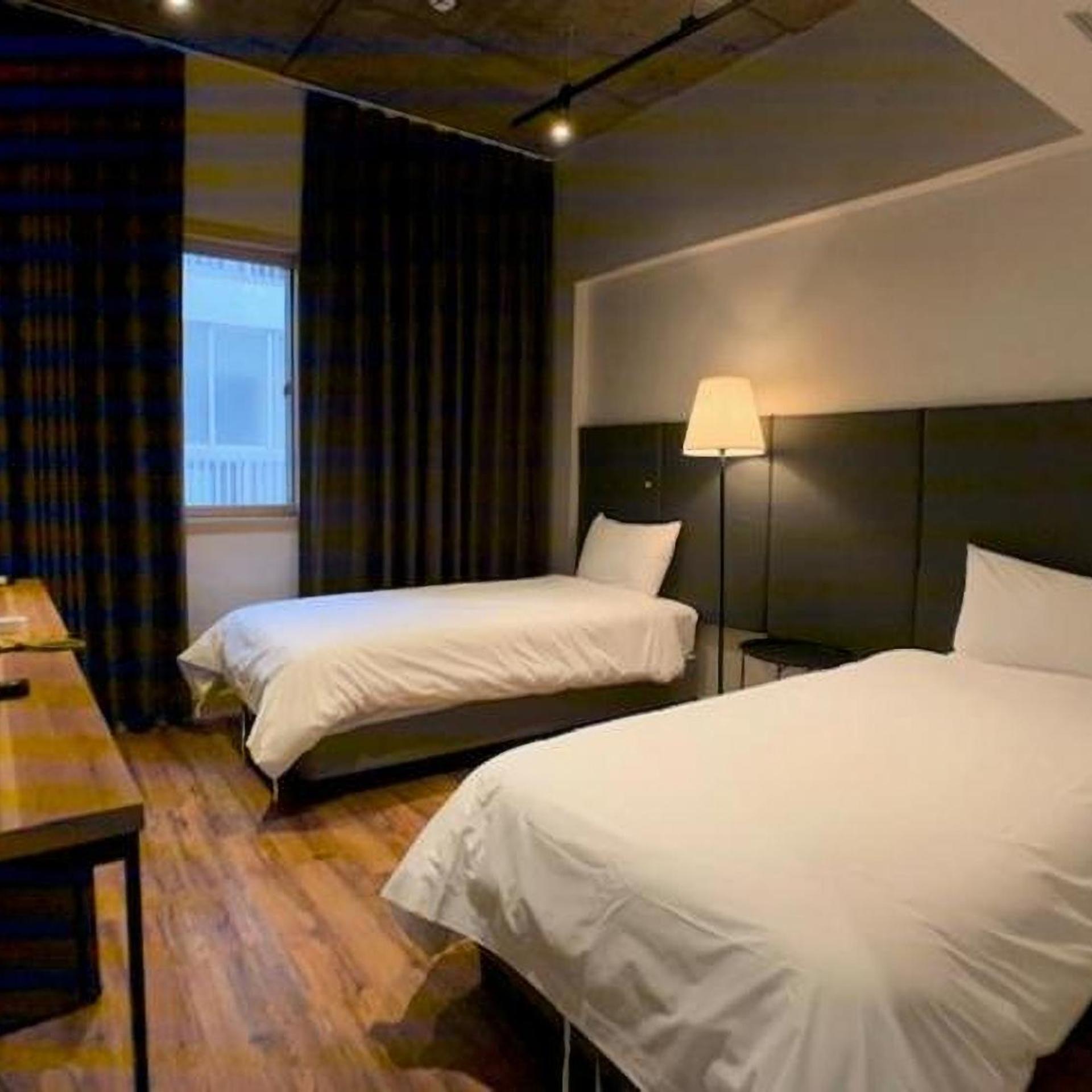Renaissance Hotel - Hostel 15/23