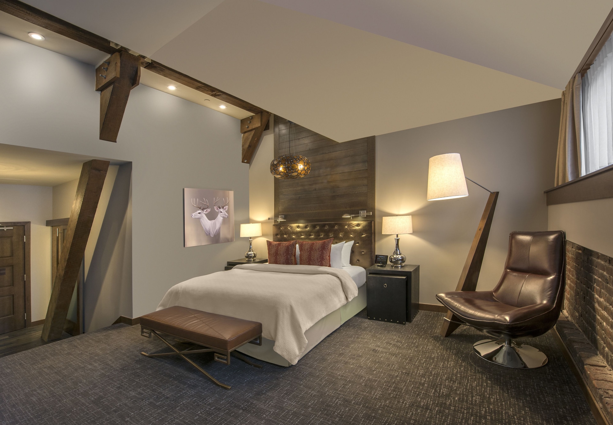 LOFT, PREMIUM, KING BED