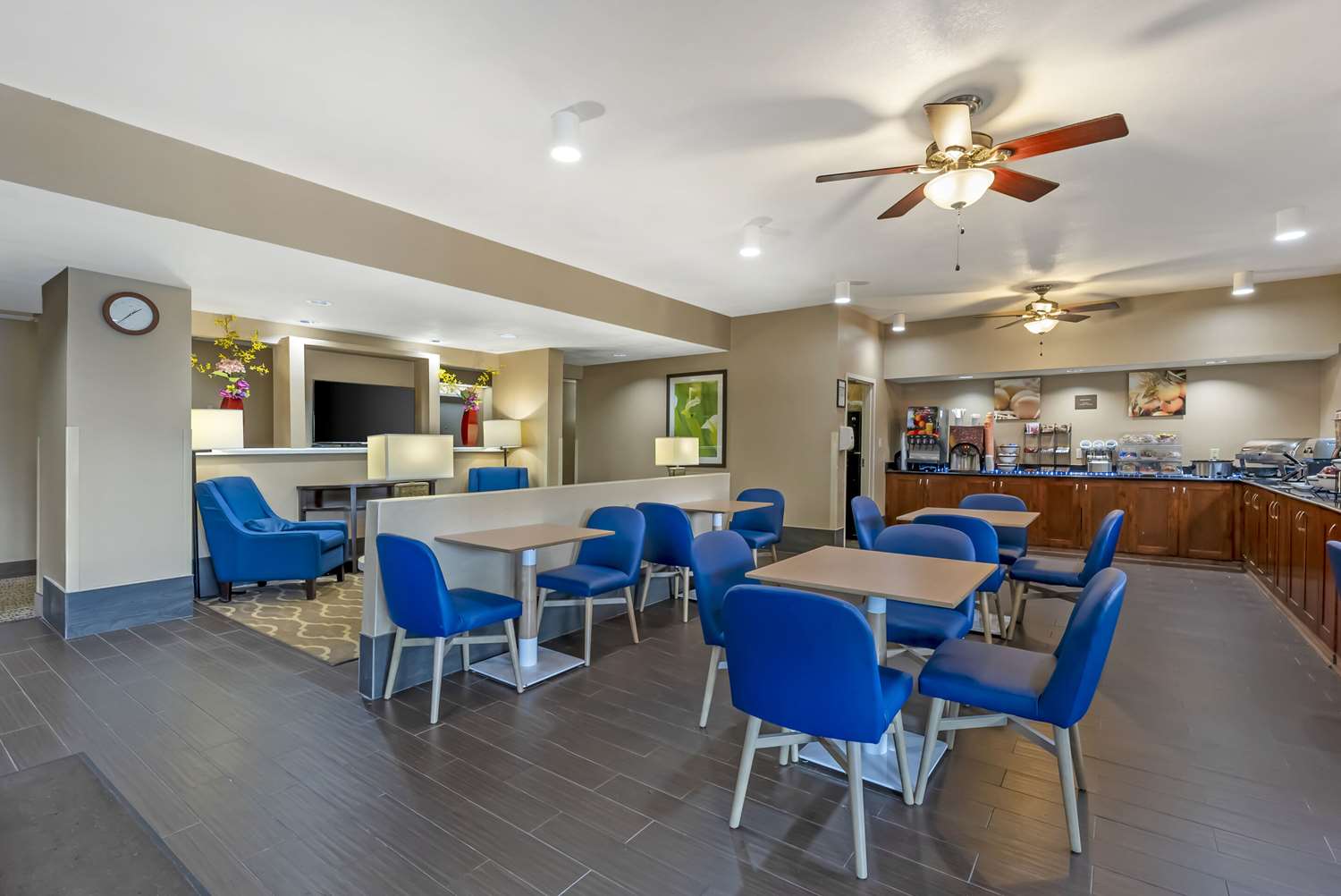 Comfort Inn Brownsville I-40 25/36
