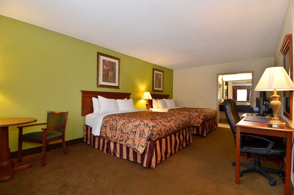 Best Western Fayetteville Inn 11/42