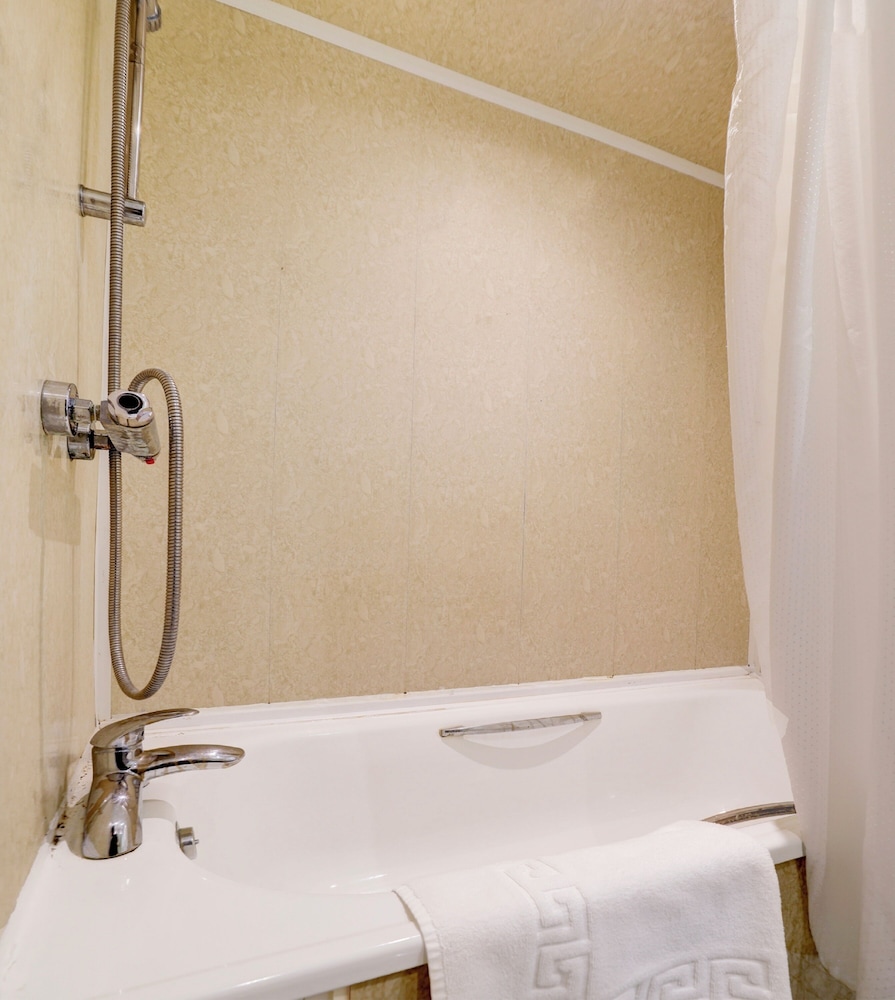 OYO The Chiltern Hotel 45/45