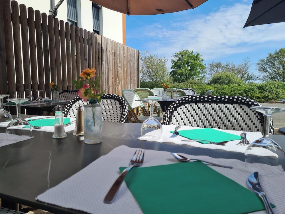 The Originals City, Hotel La Verriaire, Cholet Sud 39/45