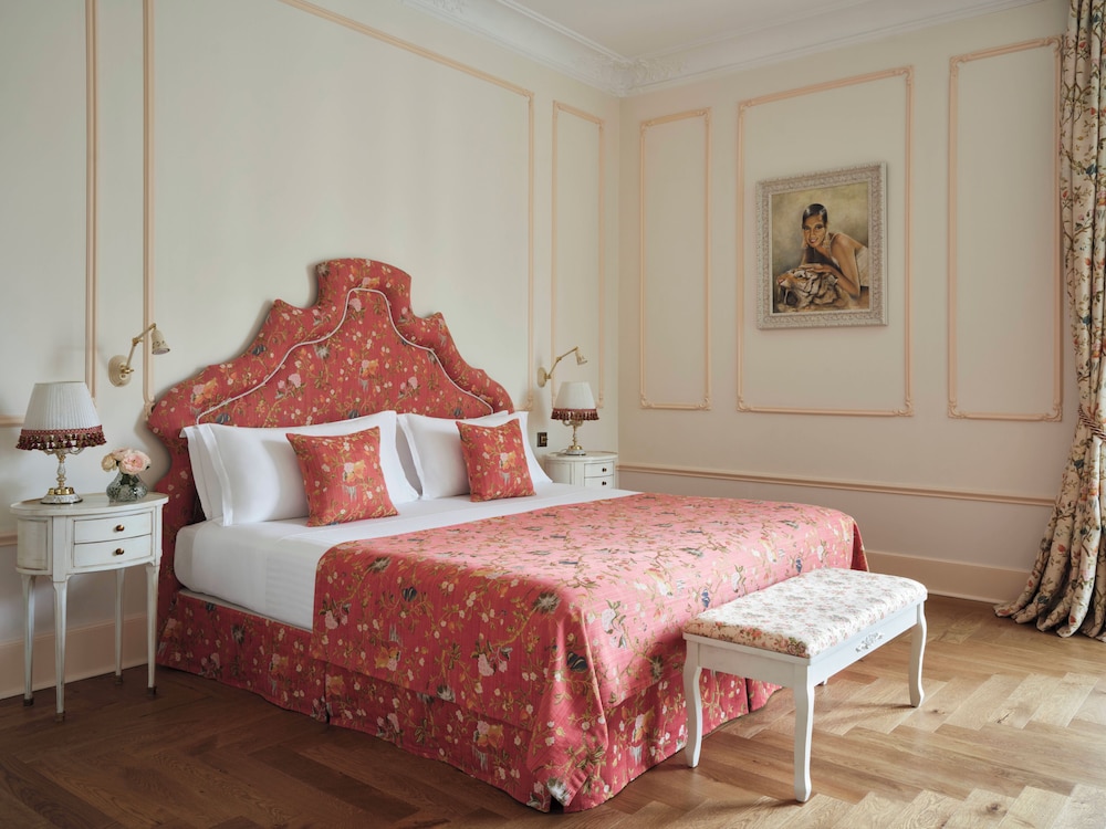2 BEDROOMS, PALACE, SUITE