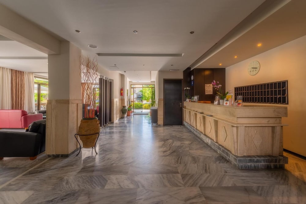 Dimitris Paritsa Hotel 14/44