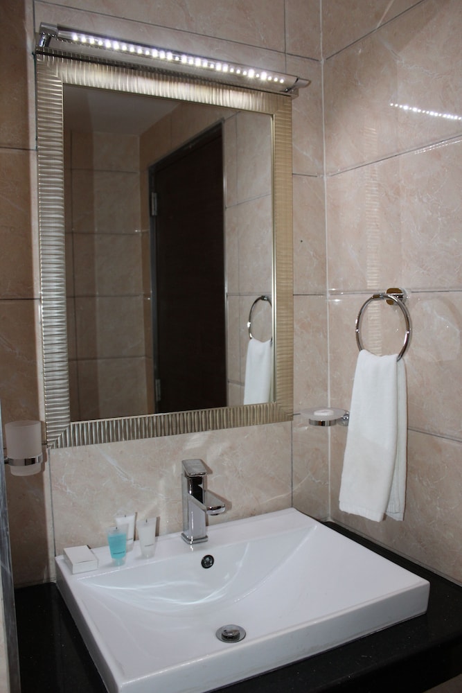 Westend Hotel 20/62