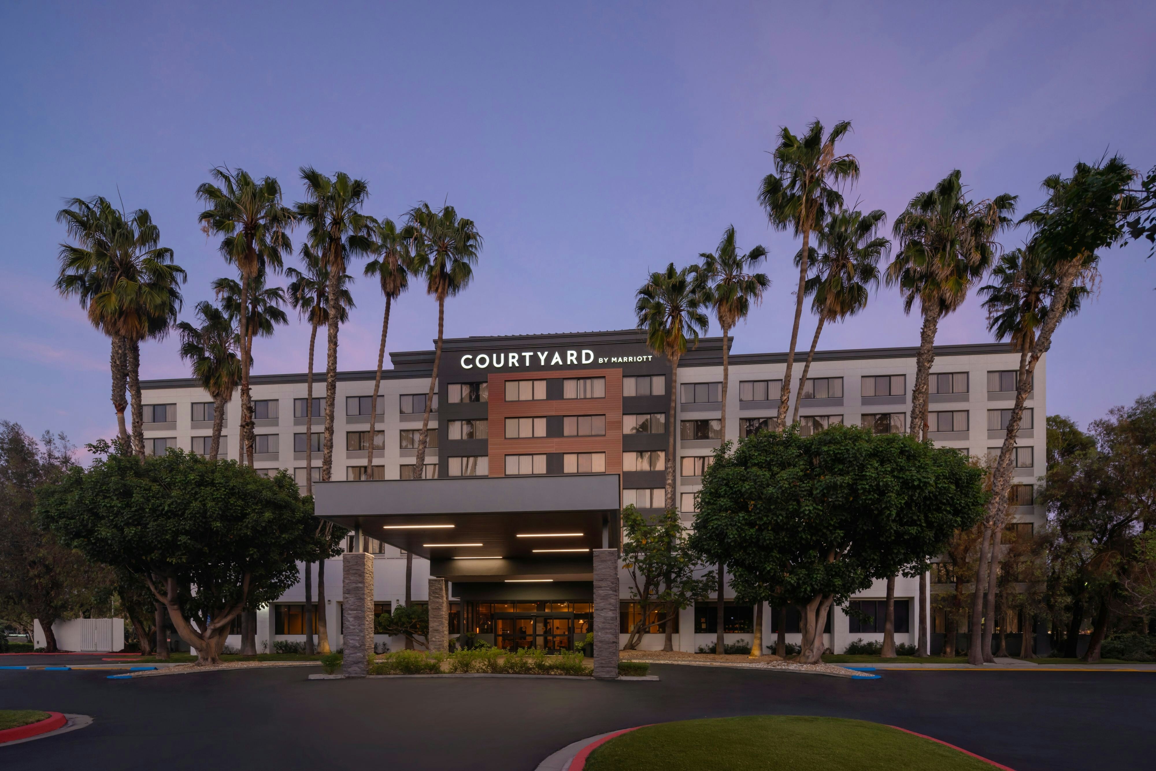 Courtyard by Marriott Cypress Anaheim / Orange County in CYPRESS - CA