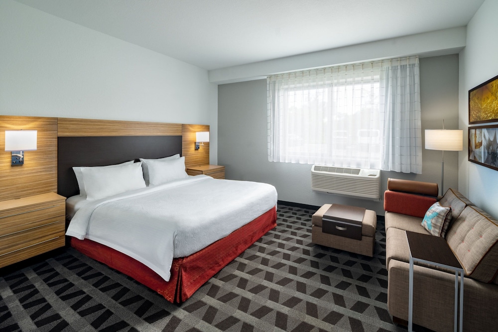 TownePlace Suites by Marriott Venice 10/47