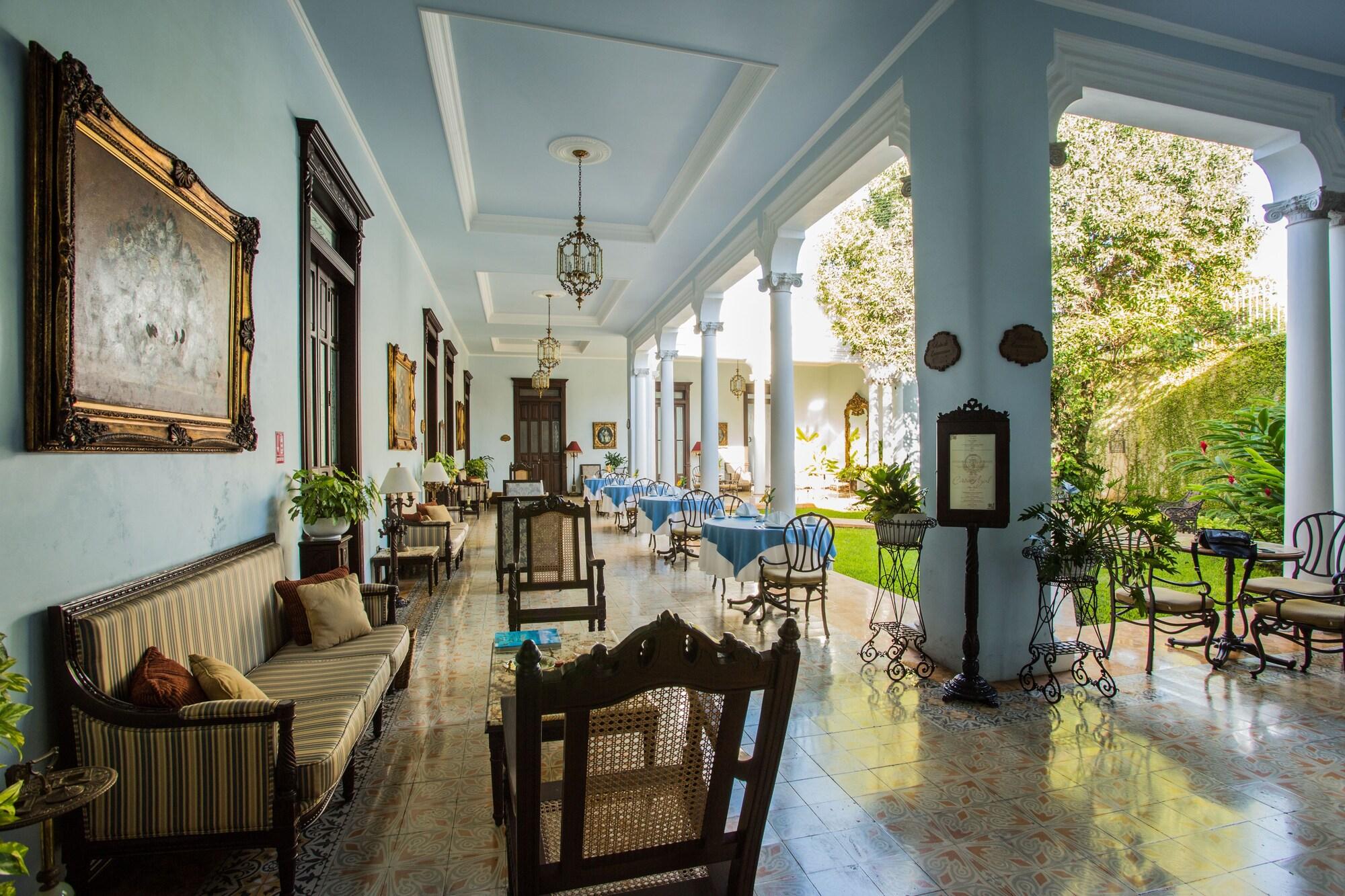 Hotel Casa Azul 35/50