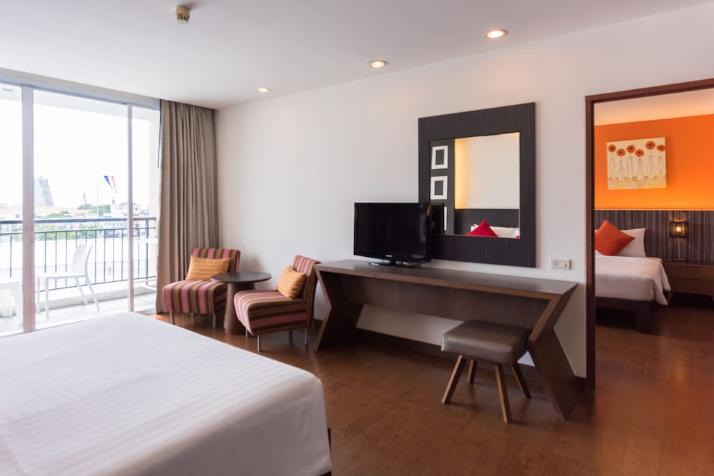 Hotel J Pattaya 49/70