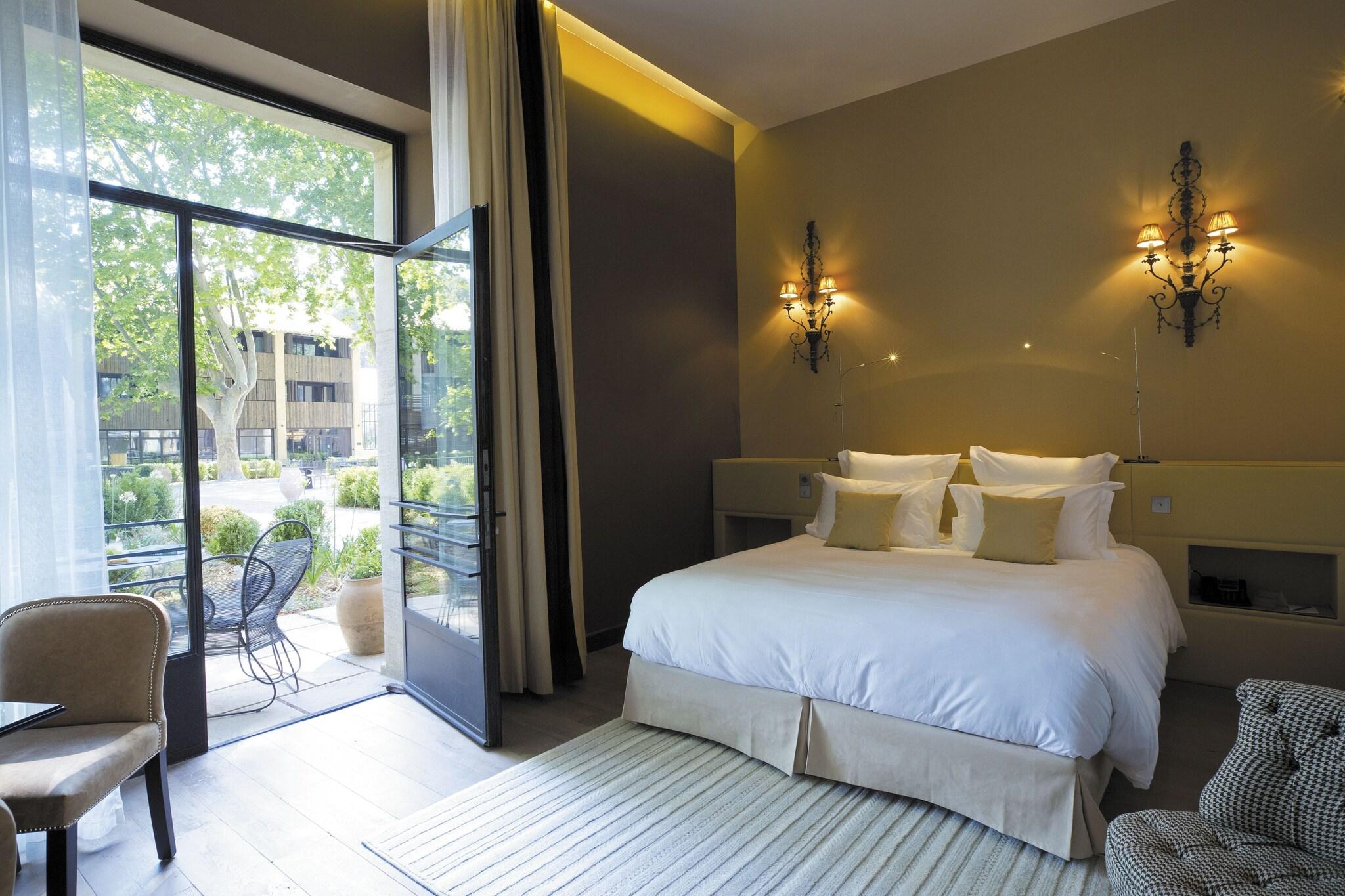 Suite, King Bed