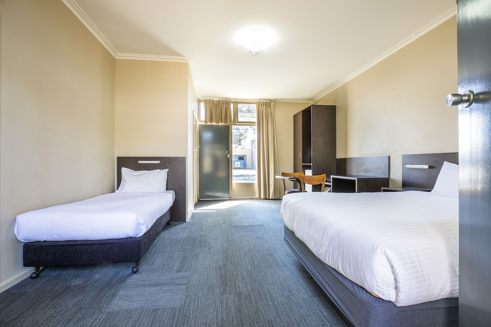 Links Hotel 16/74
