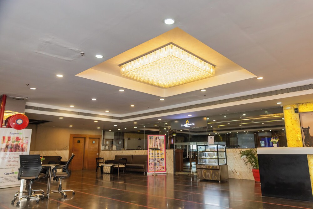 Hotel Di-Arch Lucknow 11/50