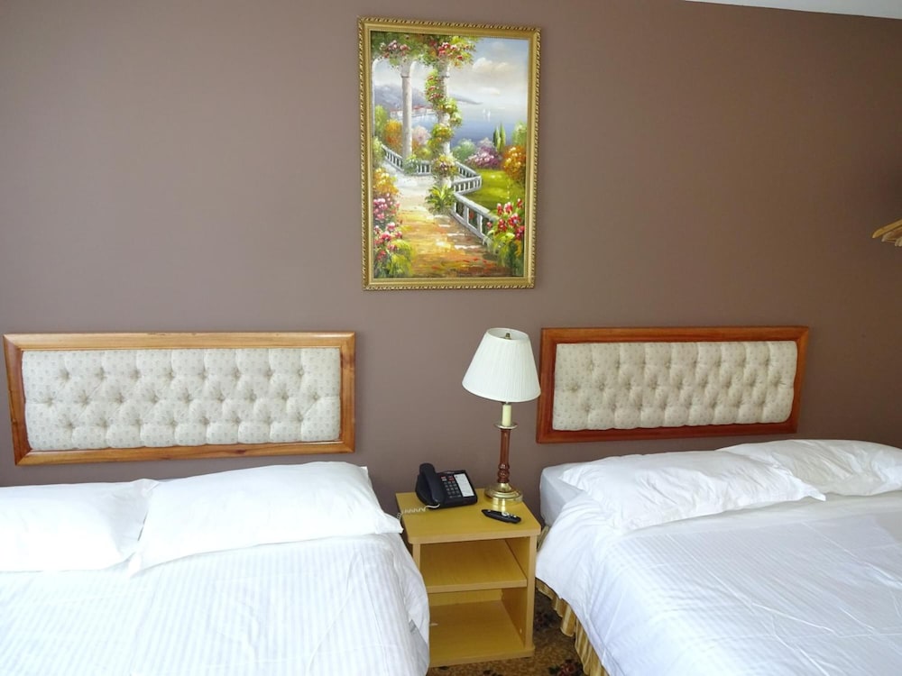 Flushing Hotel 28/60