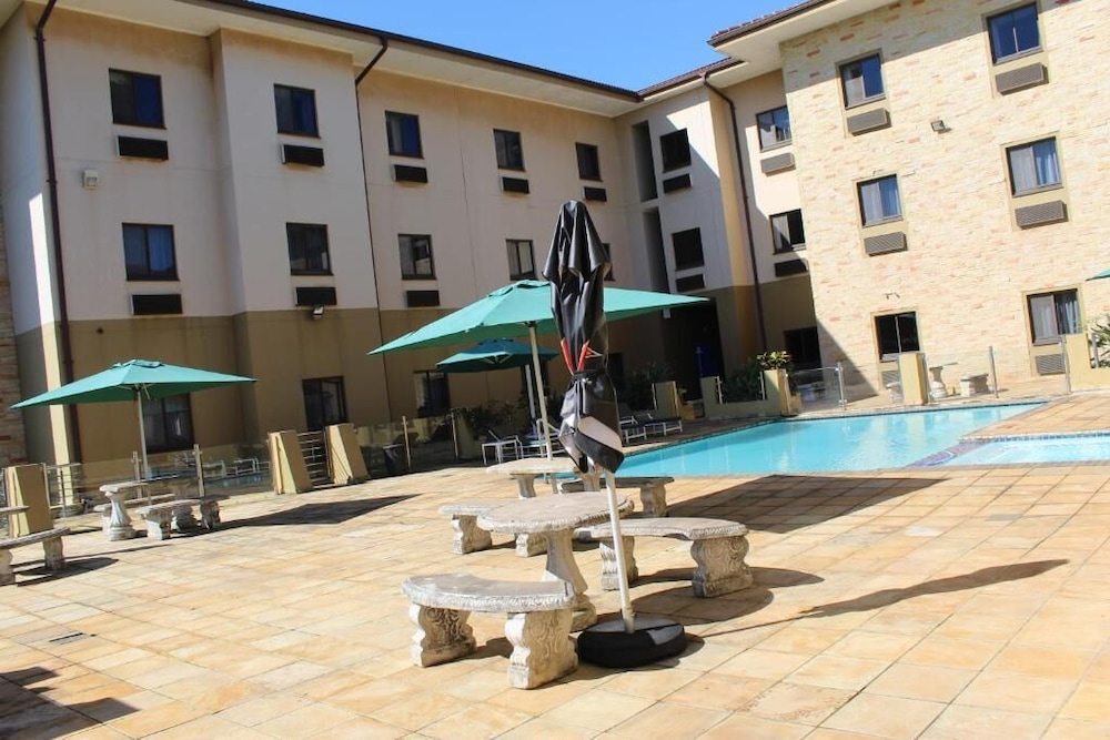 Hampshire Hotel Ballito Durban 34/42