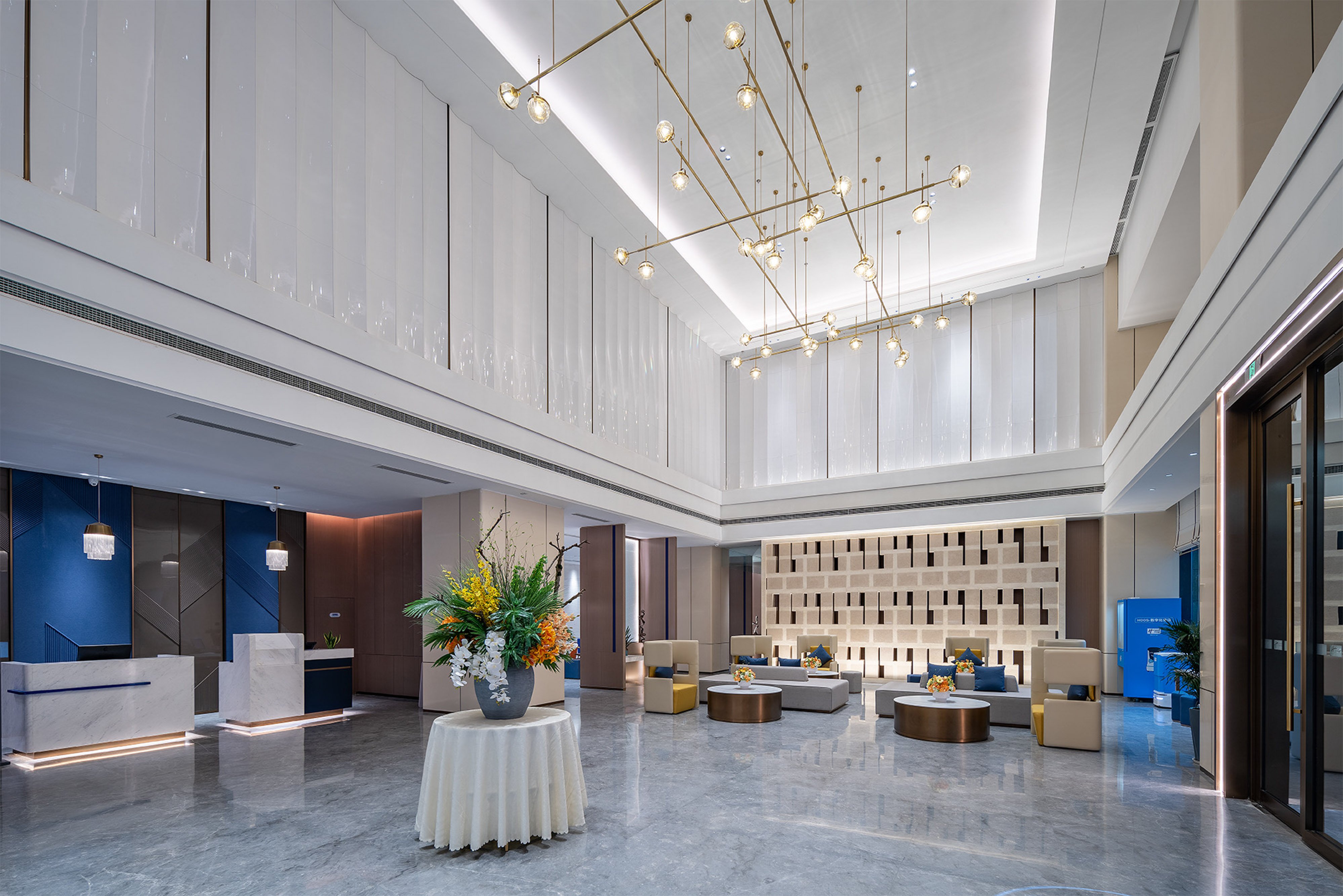 Holiday Inn Express Bazhong Center 23/27