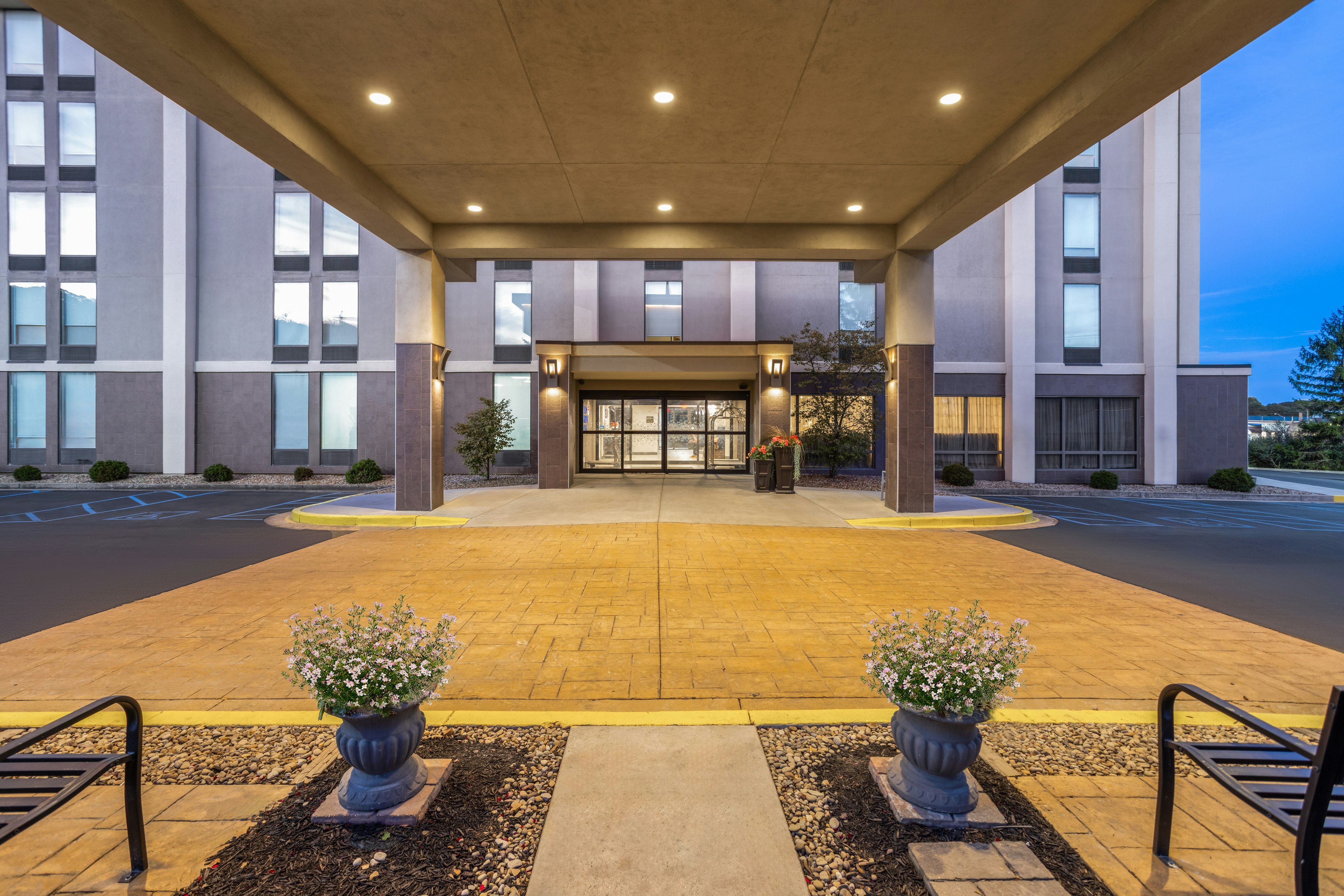 Hampton Inn Somerset, PA 6/16
