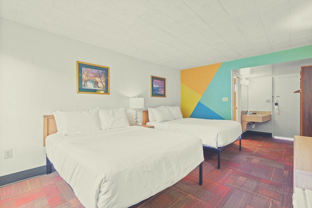 Stardust Motel Wallace 31/65