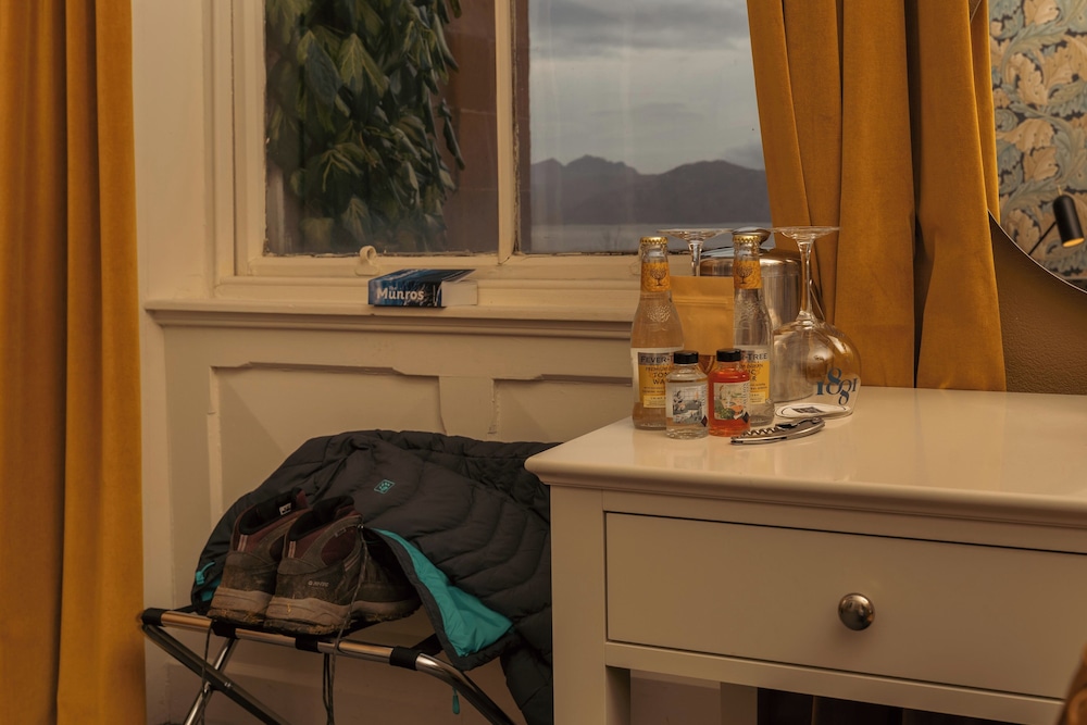 Ballachulish Hotel 46/57