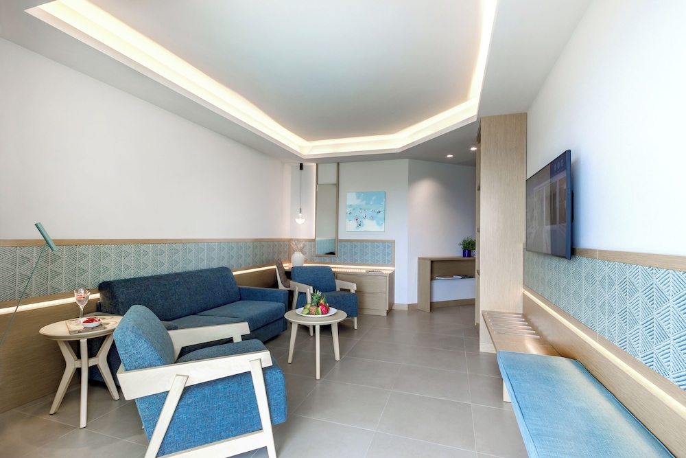 Ammoa Luxury Hotel & Spa Resort 30/50