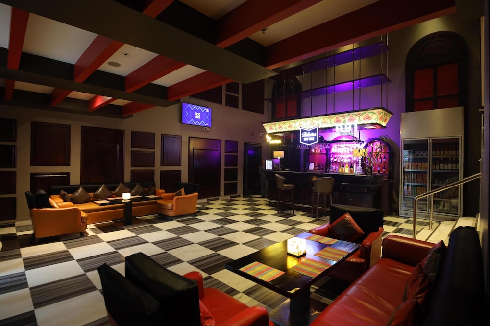 Radisson Hotel Agra 58/68