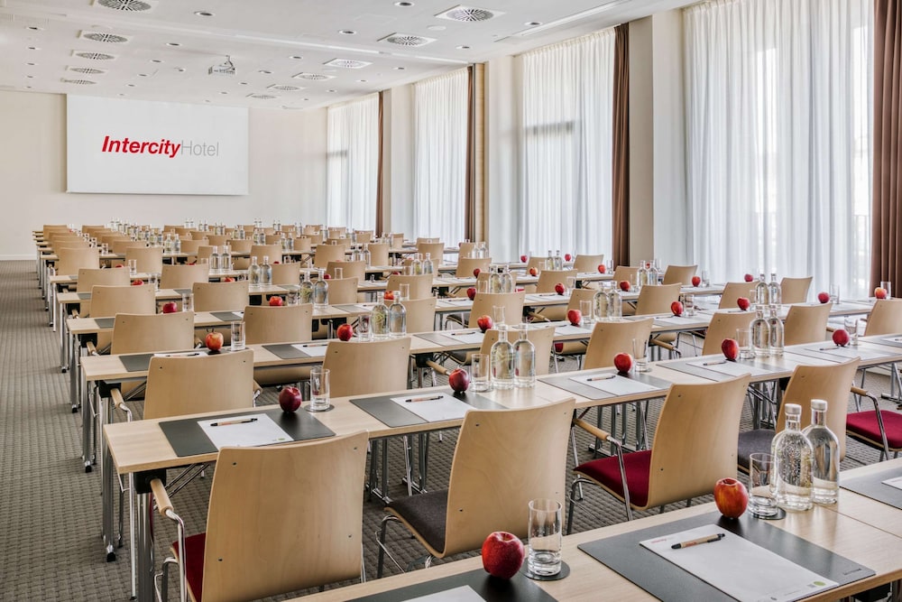 IntercityHotel Hamburg-Barmbek 46/52