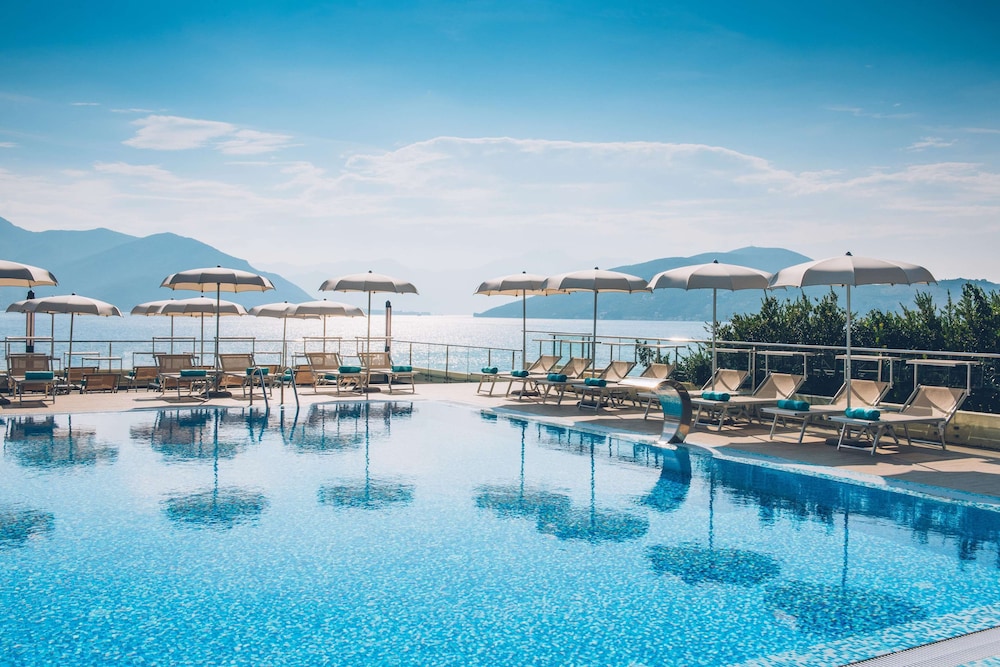 Iberostar Waves Herceg Novi 1/68