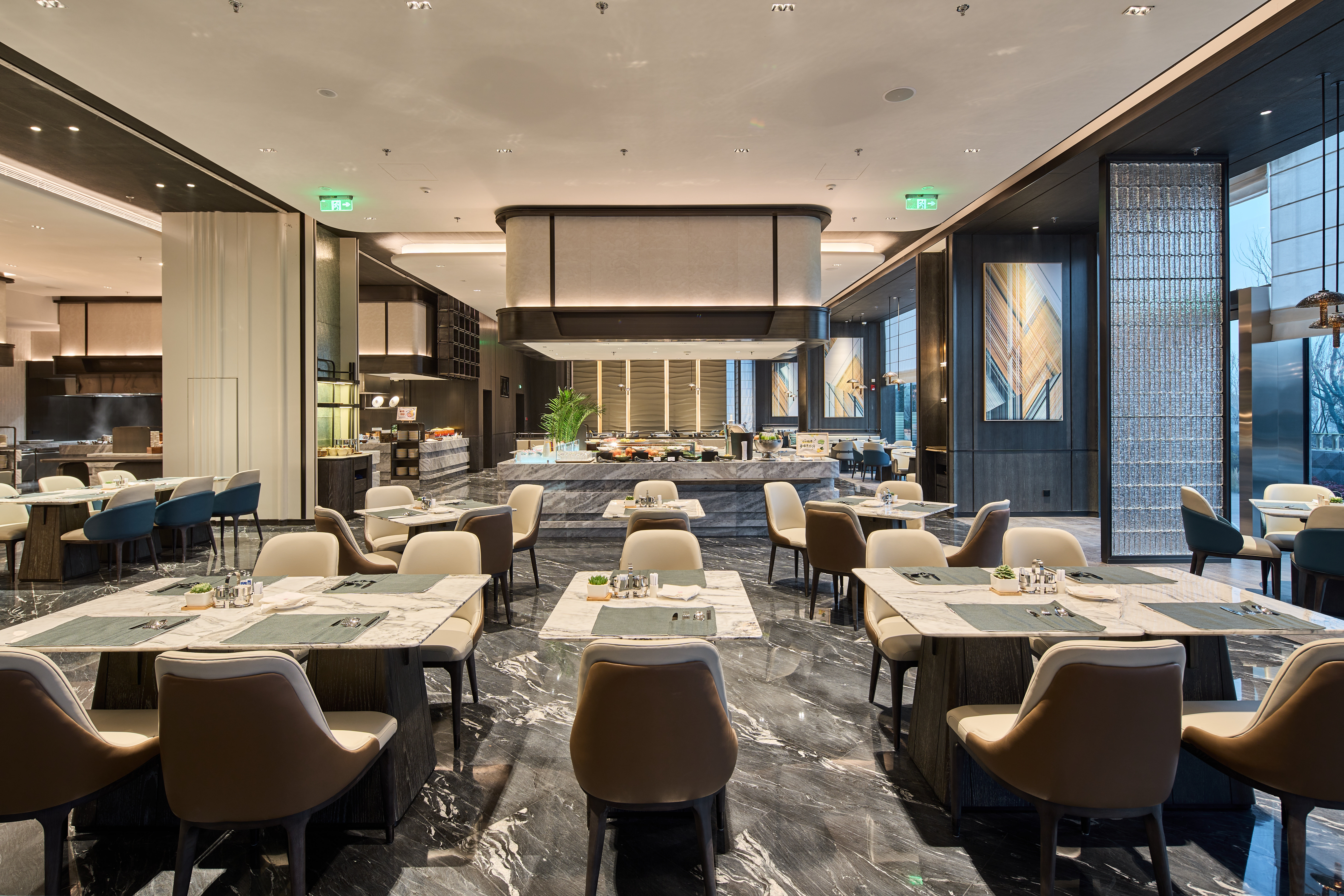 Crowne Plaza Ezhou 48/63