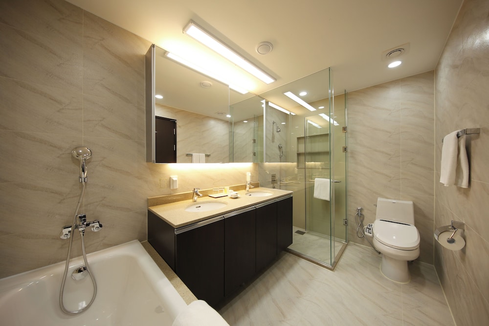 Orakai Insadong Suites 71/72