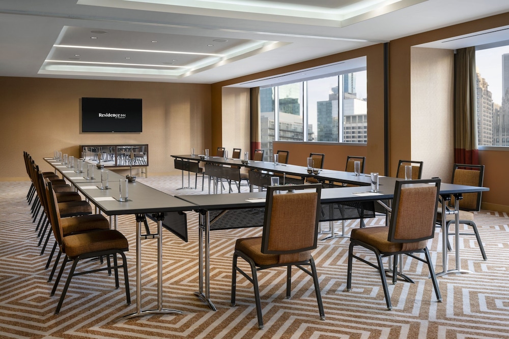 Residence Inn Chicago Downtown Magnificent Mile 34/50