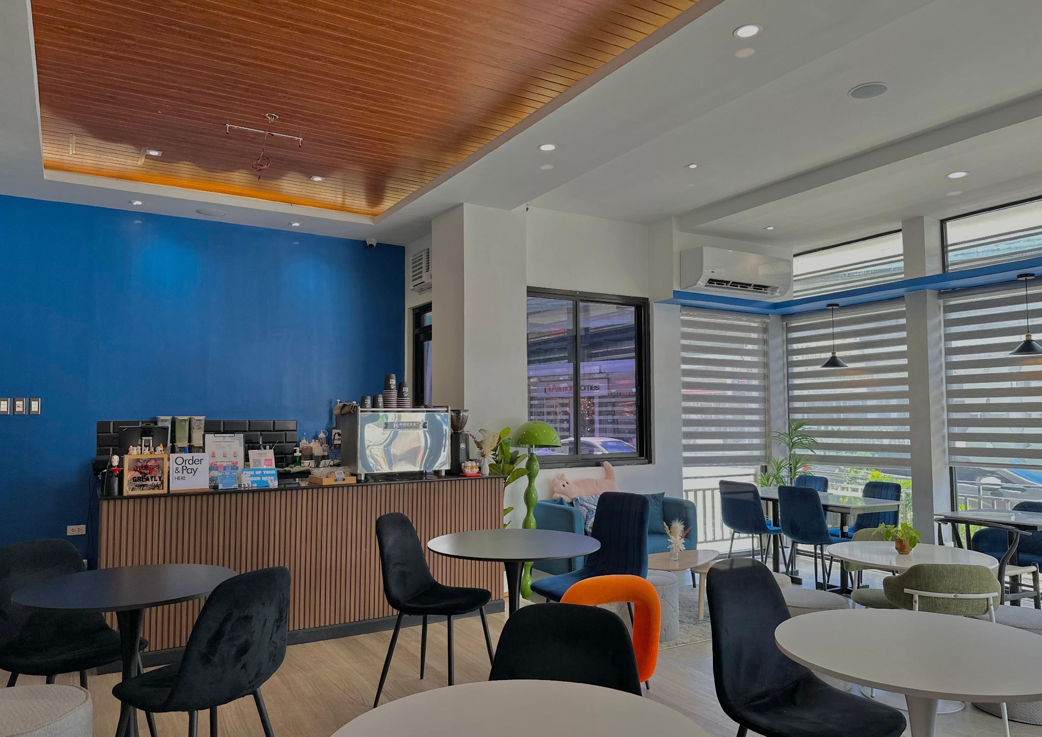 Central Block Inn 14/16