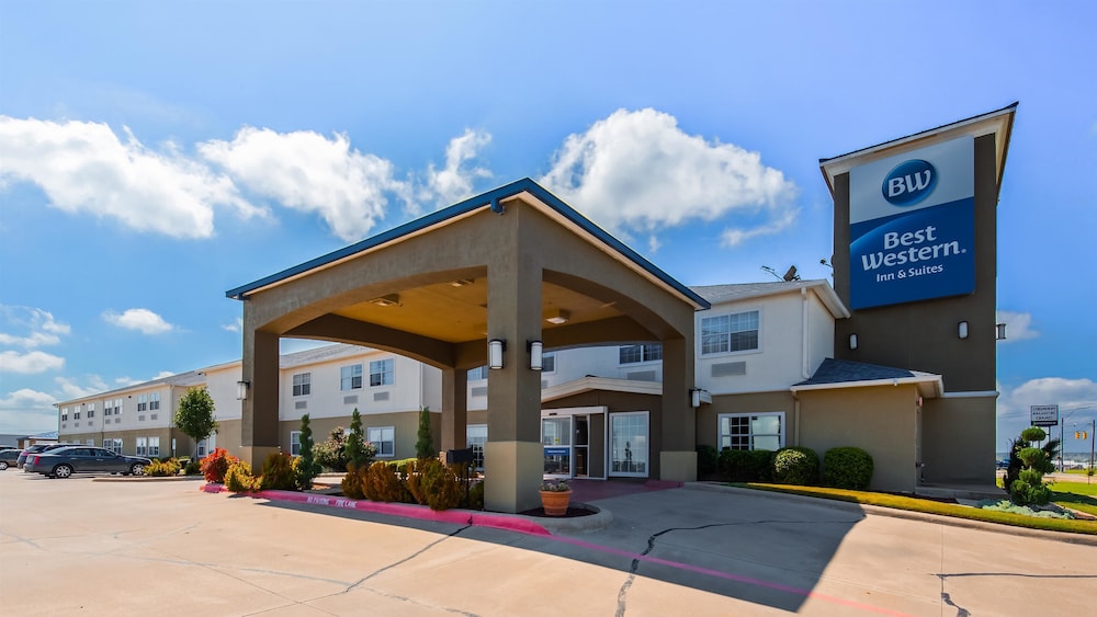 Best Western Club House Inn & Suites 1/34