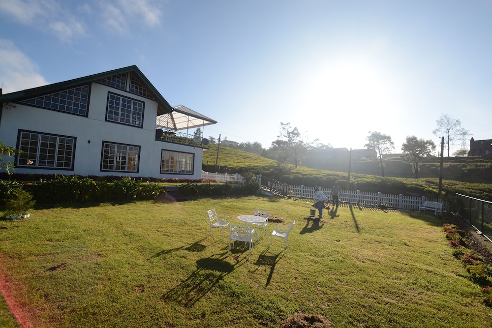 The Tea Garden 49/55