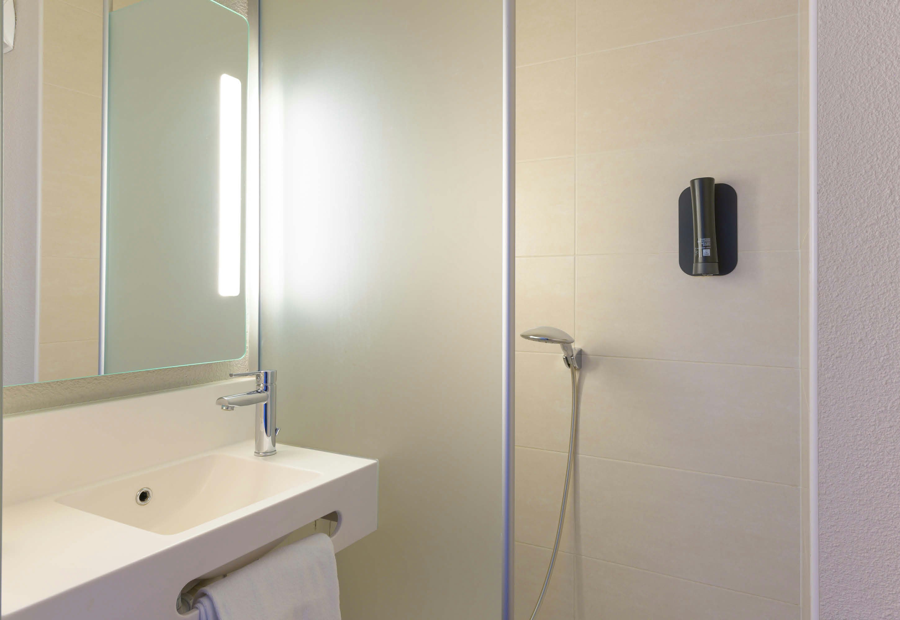 B&B Hotel Meaux 32/32