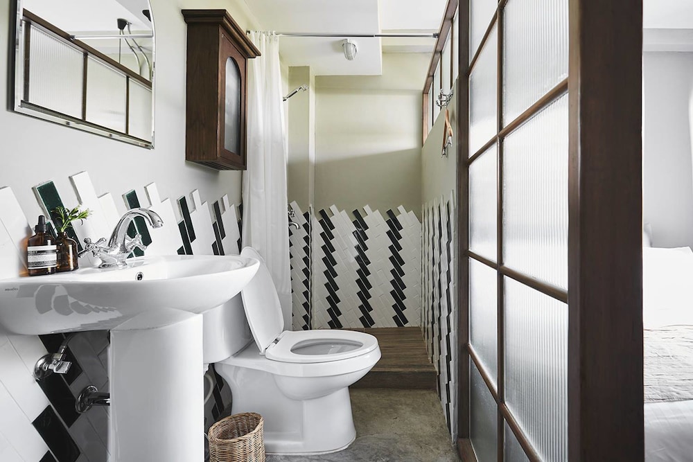 Ob-Oon Boutique Hotel 45/50