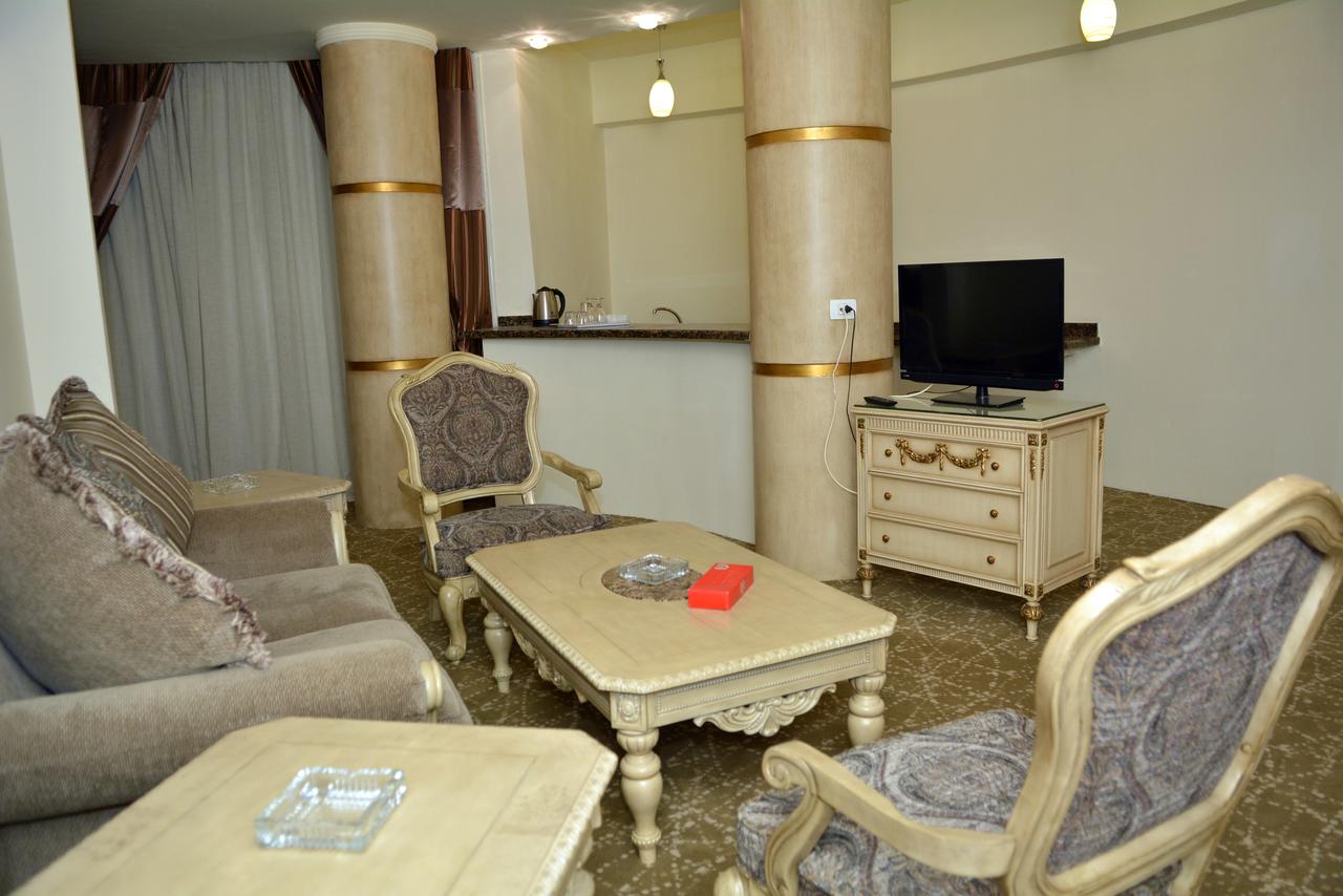 Rehana Resort 24/50