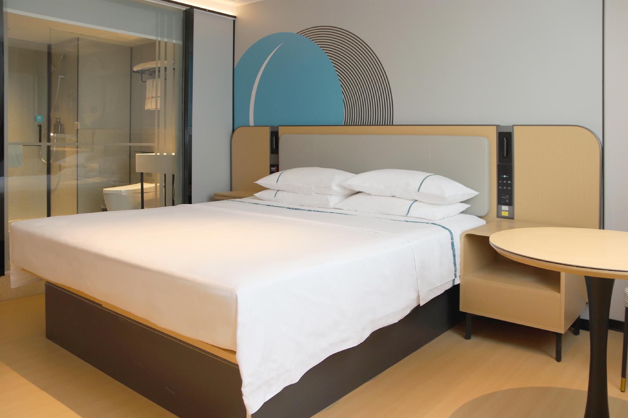 Smart, Comfort, King Bed