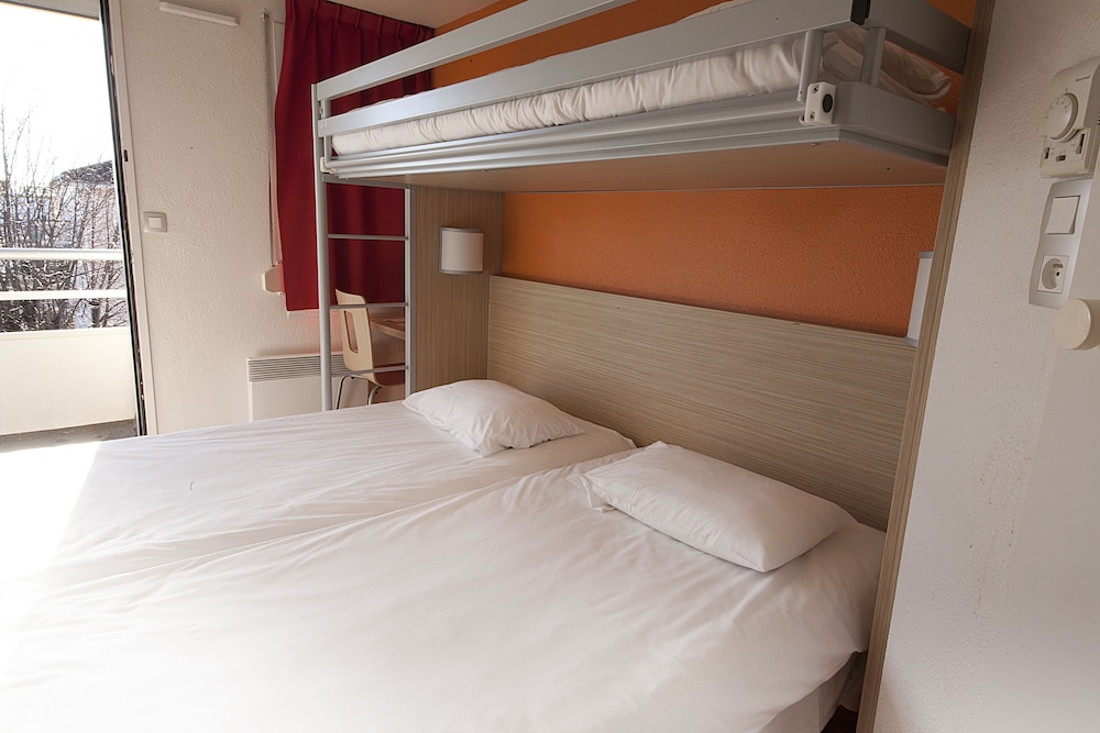 Standard, 3 Beds