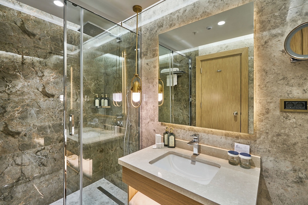 Rayelin Hotel Old City 47/50