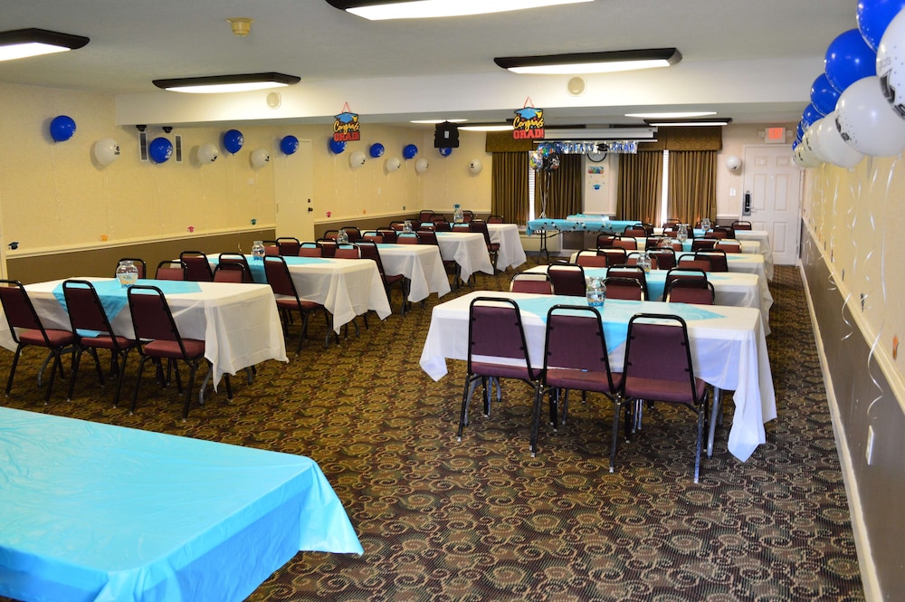 Bluegrass Extended Stay Hotel 47/57